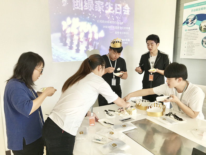 【10月生日會】我們的創(chuàng)綠家溫暖、開心，還有傳承！