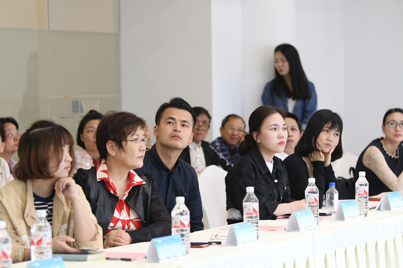 創(chuàng)綠家環(huán)保應(yīng)邀參加2018中國透明工廠評選啟動(dòng)儀式！