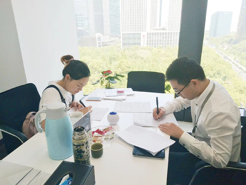 熱烈祝賀陳總簽約創綠家浙江省縣級市代理！