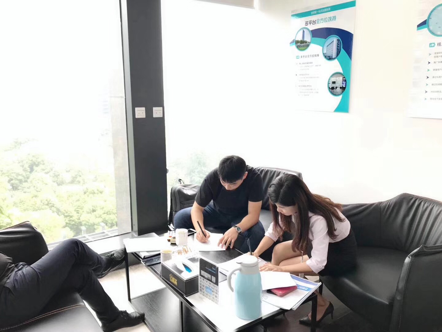 熱烈祝賀楊總、王總簽約創(chuàng)綠家長春市區(qū)級(jí)代理！