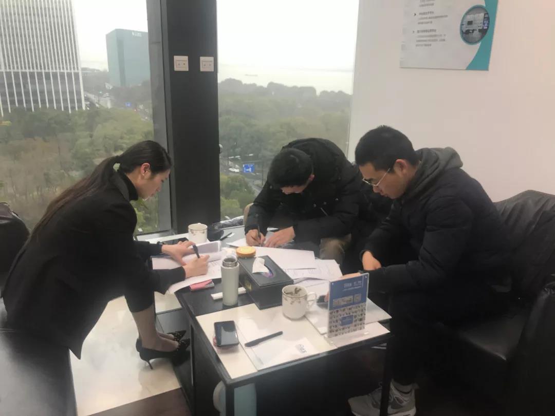 熱烈祝賀曾總、代總簽約創綠家四川省德陽市區級代理！