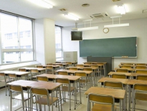 校舍裝修完買了400盆綠蘿凈化空氣，還有孩子開學第一天就熏暈了！