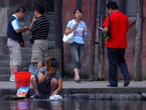 使用洗衣粉會導(dǎo)致環(huán)境污染嗎？