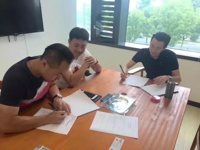 熱烈祝賀樂山市中呂總、馬總成功加入創綠家！