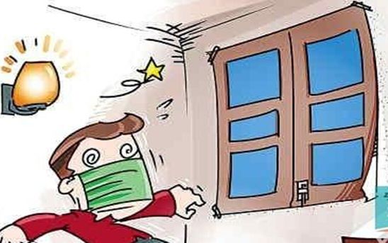 窗簾氣味刺鼻、甲醛超標，業主還以為是天然氣漏了……網友：新房子裝修后怎么去甲醛？